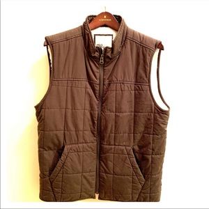 Mills Supply Men’s Vest — Size Medium